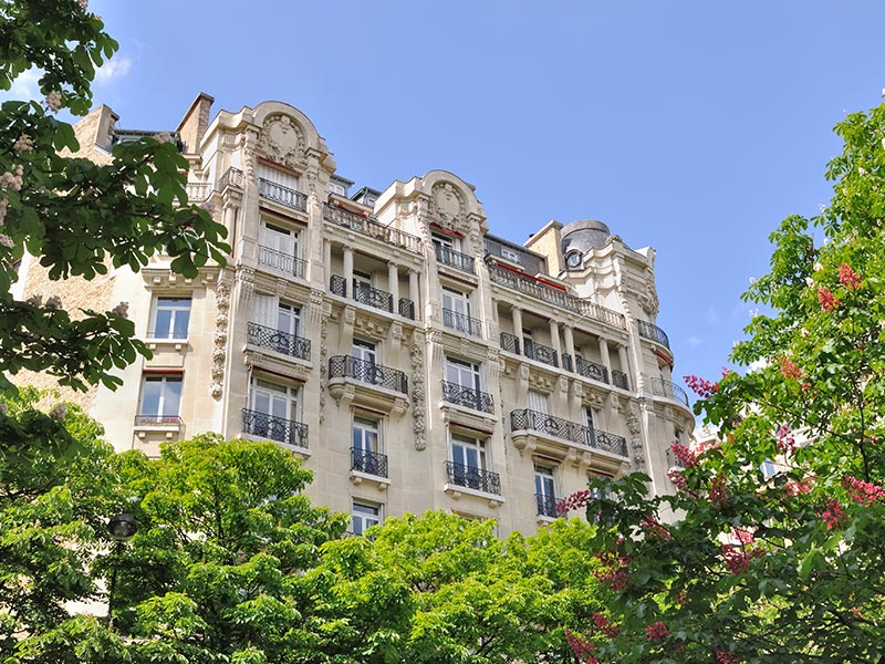 RAY'N PARTNERS / PARISIAN CONDOS